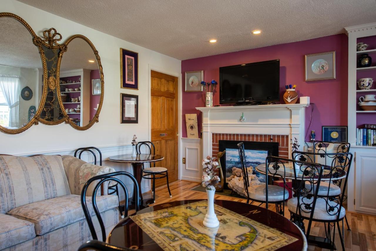 هيانيس A Cape Cod Ocean Manor Inn المظهر الخارجي الصورة