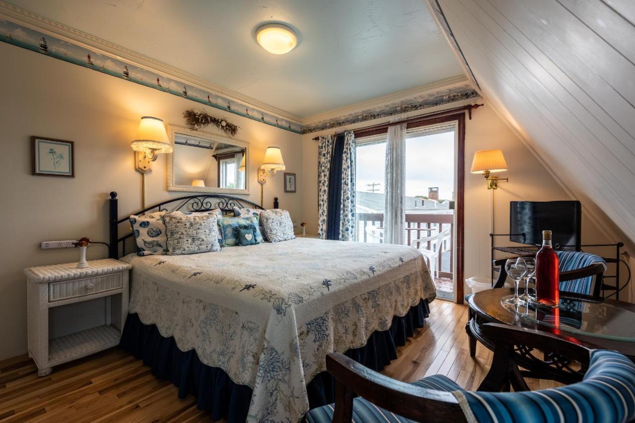 هيانيس A Cape Cod Ocean Manor Inn المظهر الخارجي الصورة